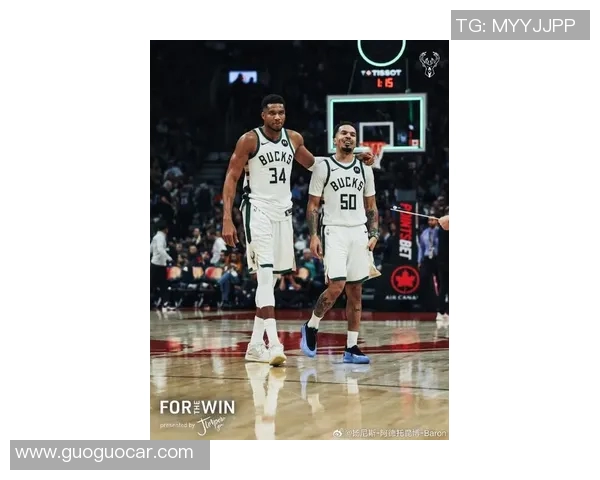 雄鹿大胜骑士，字母哥贡献三双表现，引领全场焦点