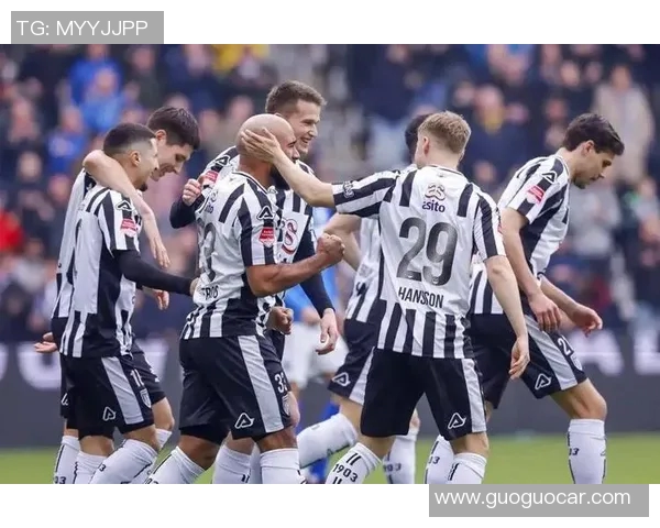 路斯巴达与瓦尔韦克激战正酣谁能在这场较量中脱颖而出 路斯巴达与瓦尔韦克激战正酣谁能在这场较量中脱颖而出