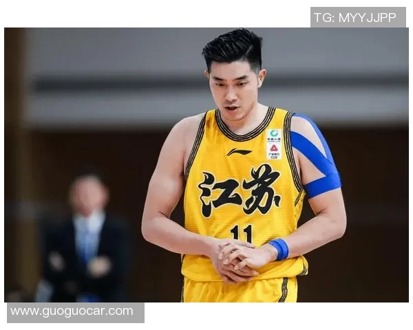 吴冠希:从篮球新星到国家队核心的成长之路与奋斗历程 吴冠希:从篮球新星到国家队核心的成长之路与奋斗历程