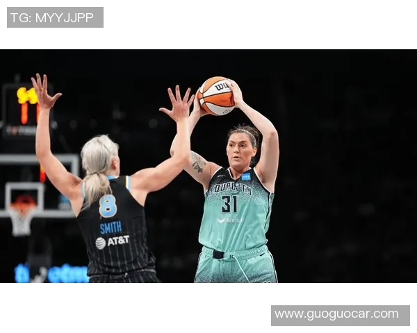 西雅图风暴对决明尼苏达球队的精彩赛况分析与赛后点评 西雅图风暴对决明尼苏达球队的精彩赛况分析与赛后点评